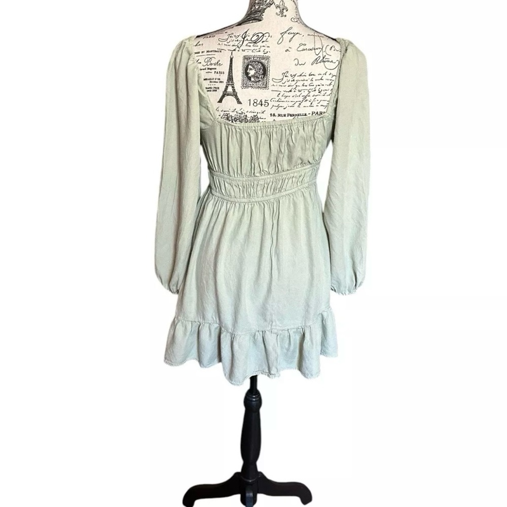 Forever 21 Smocked Green Mini Dress M Long Sleeve Smocked Elastic Top - Picture 2 of 3